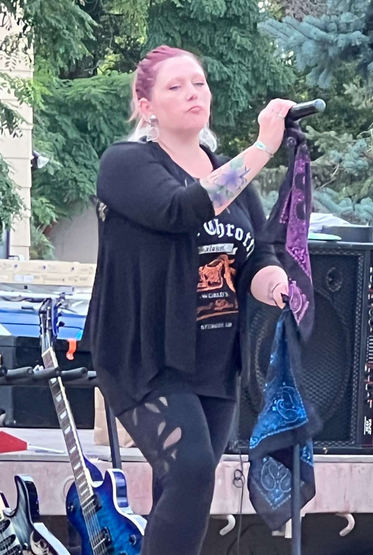 Wicked Mary live performance photo 7