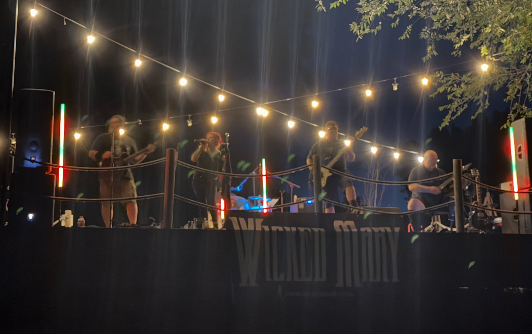 Wicked Mary live performance photo 29